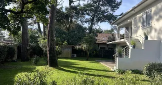9. jardin clos avec pelouse