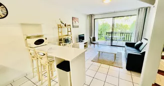 appt-duplex-residence-les-roseaux-sejour-kitchen